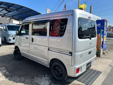 Nissan Clipper