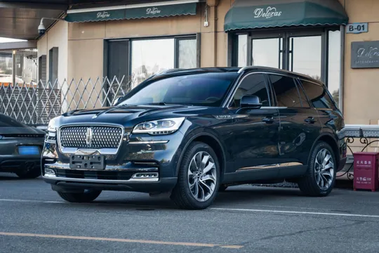 Lincoln Aviator