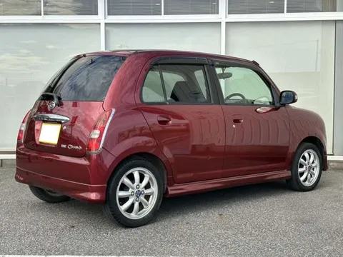 Daihatsu Mira Gino