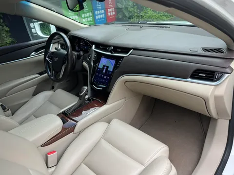 Cadillac XTS