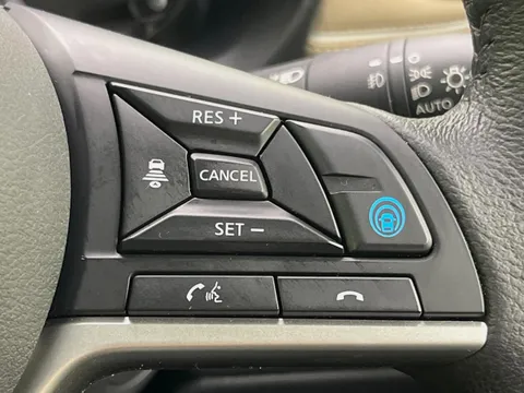 Mitsubishi eK X