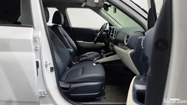 Hyundai Venue