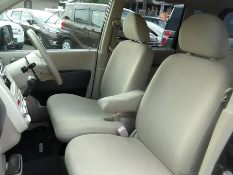 Nissan Otti