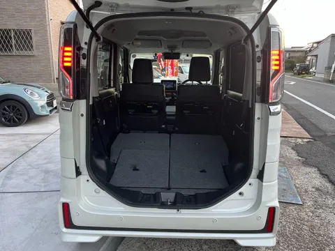 Suzuki Spacia Custom
