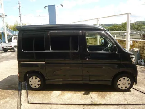 Daihatsu Atrai Wagon