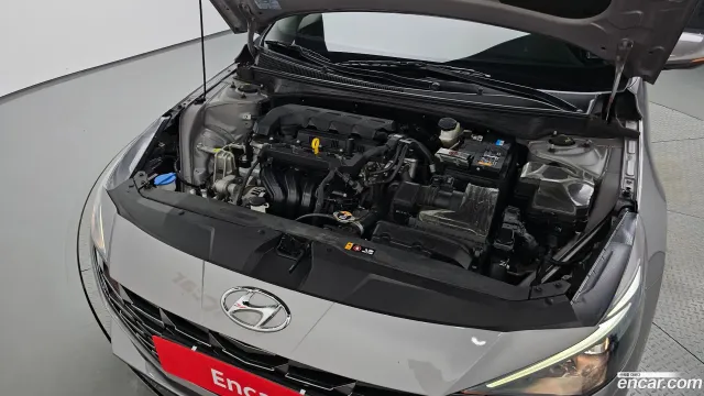 Hyundai Elantra (Avante)