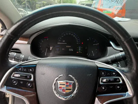 Cadillac XTS