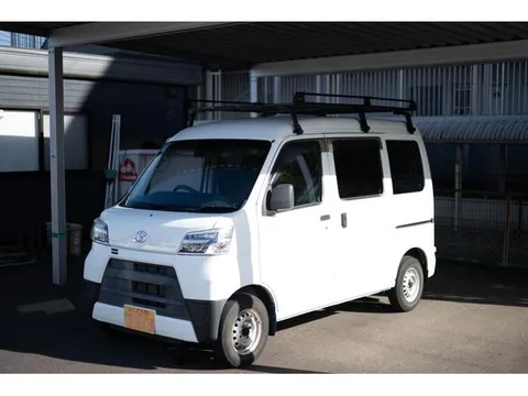 Toyota Pixis Van