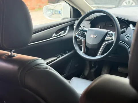 Cadillac XTS