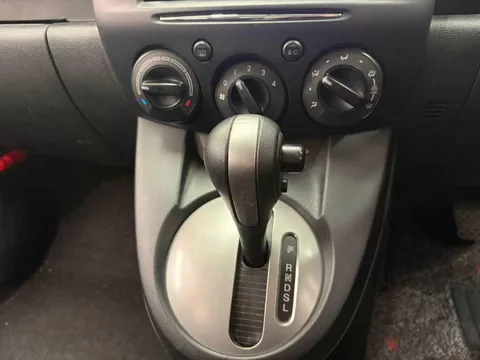 Mazda Mazda2 (Demio)
