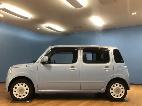 Daihatsu Mira Cocoa