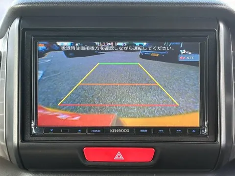 Honda N-BOX Slash