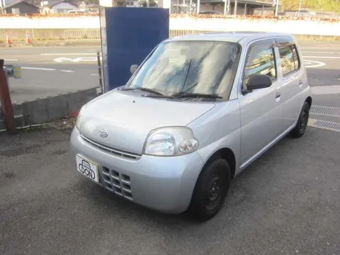 Daihatsu Esse