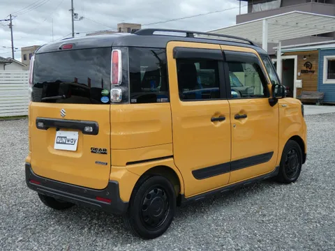 Suzuki Spacia Gear