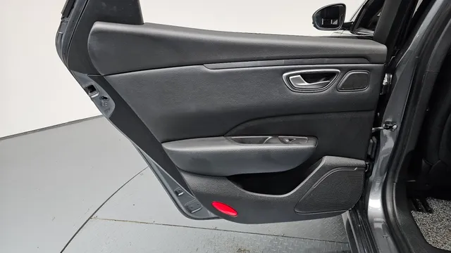 Renault Talisman (SM6)