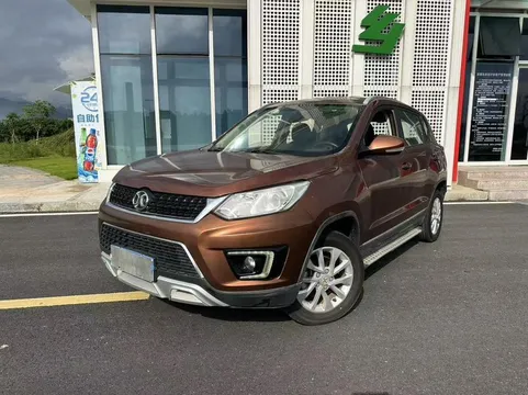 BAIC Senova X35