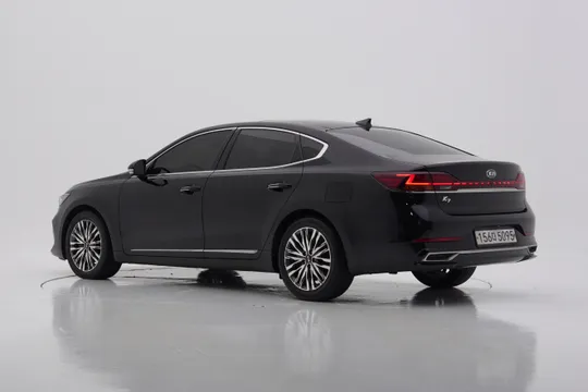 Kia Cadenza (K7)