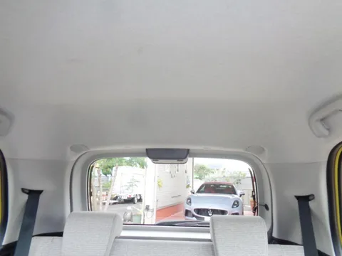 Daihatsu Mira Tocot