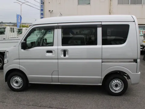 Nissan Clipper