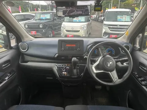 Mitsubishi eK X