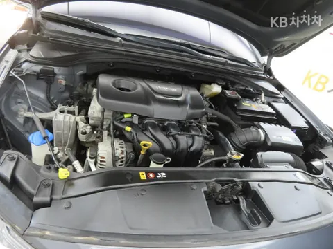 Hyundai Elantra (Avante)
