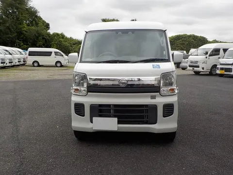 Nissan Clipper Rio