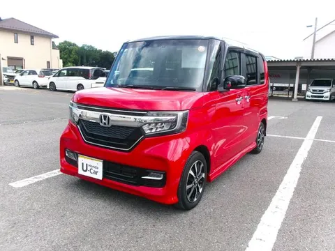 Honda N-BOX Custom