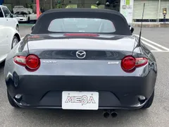 Mazda MX-5 (Roadster)