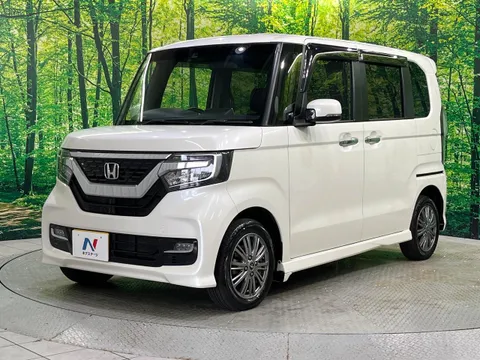 Honda N-BOX Custom