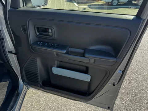 Suzuki Spacia Base