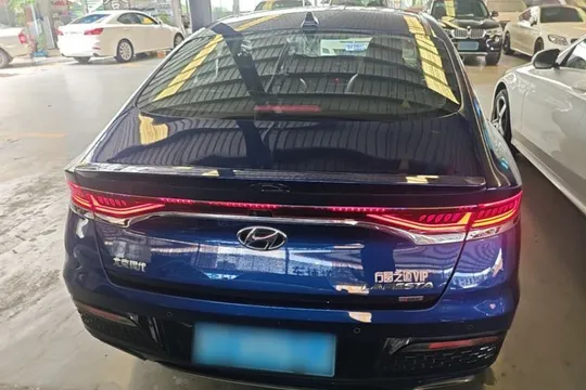 Hyundai Lafesta
