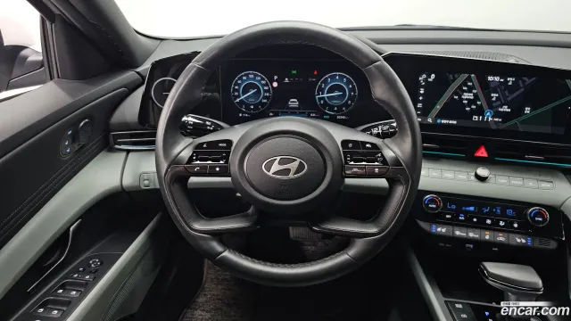 Hyundai Elantra (Avante)