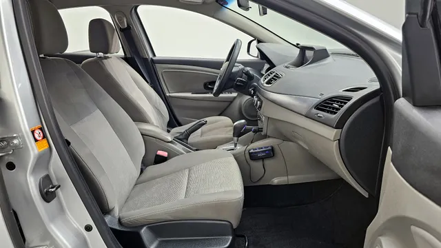 Renault SM3