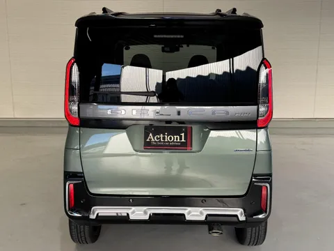 Mitsubishi Delica Mini