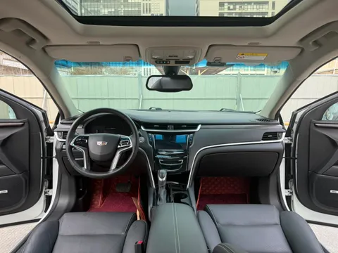 Cadillac XTS