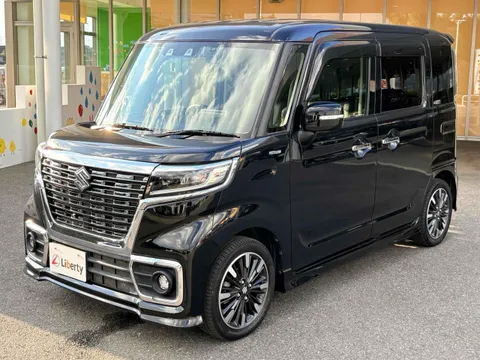 Suzuki Spacia Custom
