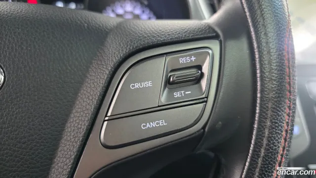 Hyundai Grand Santa Fe (Maxcruz)
