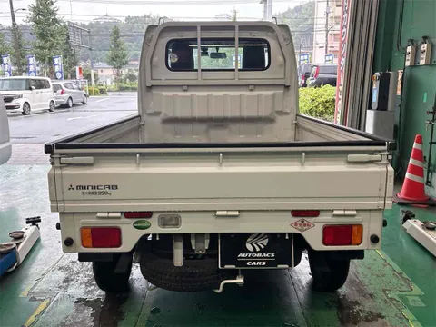 Mitsubishi Minicab Truck