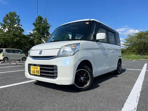 Suzuki Spacia