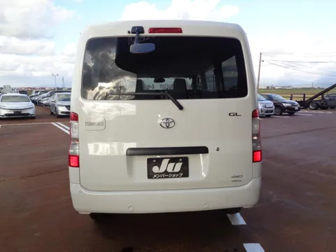 Toyota TownAce Van