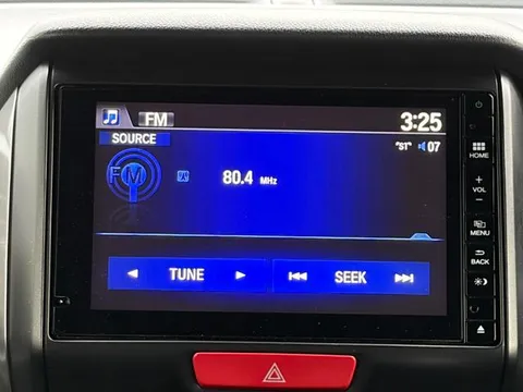 Honda N-BOX Slash