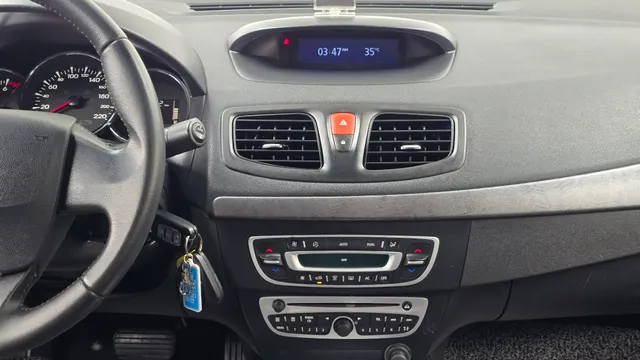 Renault SM3