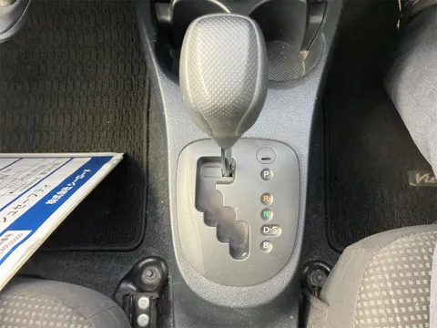 Toyota Yaris (Vitz)