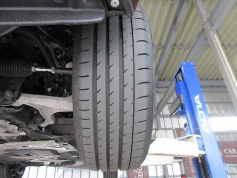 Mazda MX-5 (Roadster)