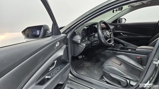 Hyundai Elantra (Avante)