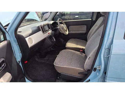 Daihatsu Mira Tocot