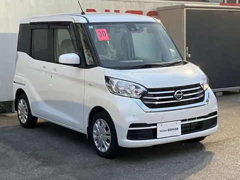 Nissan Dayz Roox