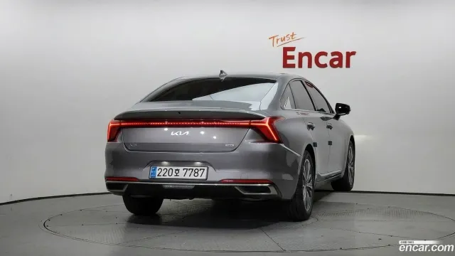 Kia K8