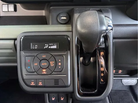 Suzuki Spacia Gear