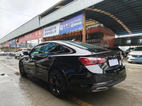 Chevrolet Malibu XL